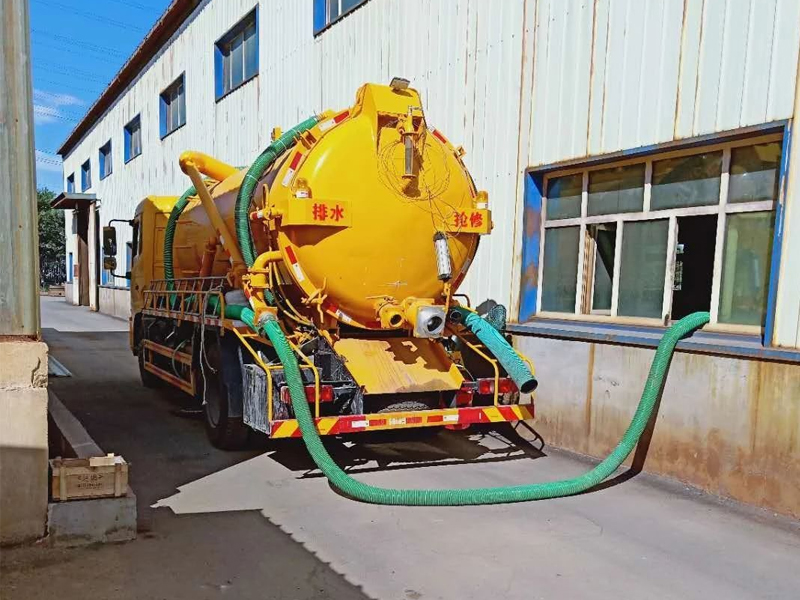 湖熟厂区化粪池清理